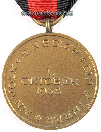 Ein Volk • Ein Reich • Ein Führer nazi medal