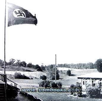 Reichsarbeitsdienst-Heim RAD barracks, Hakenkreuzfahne